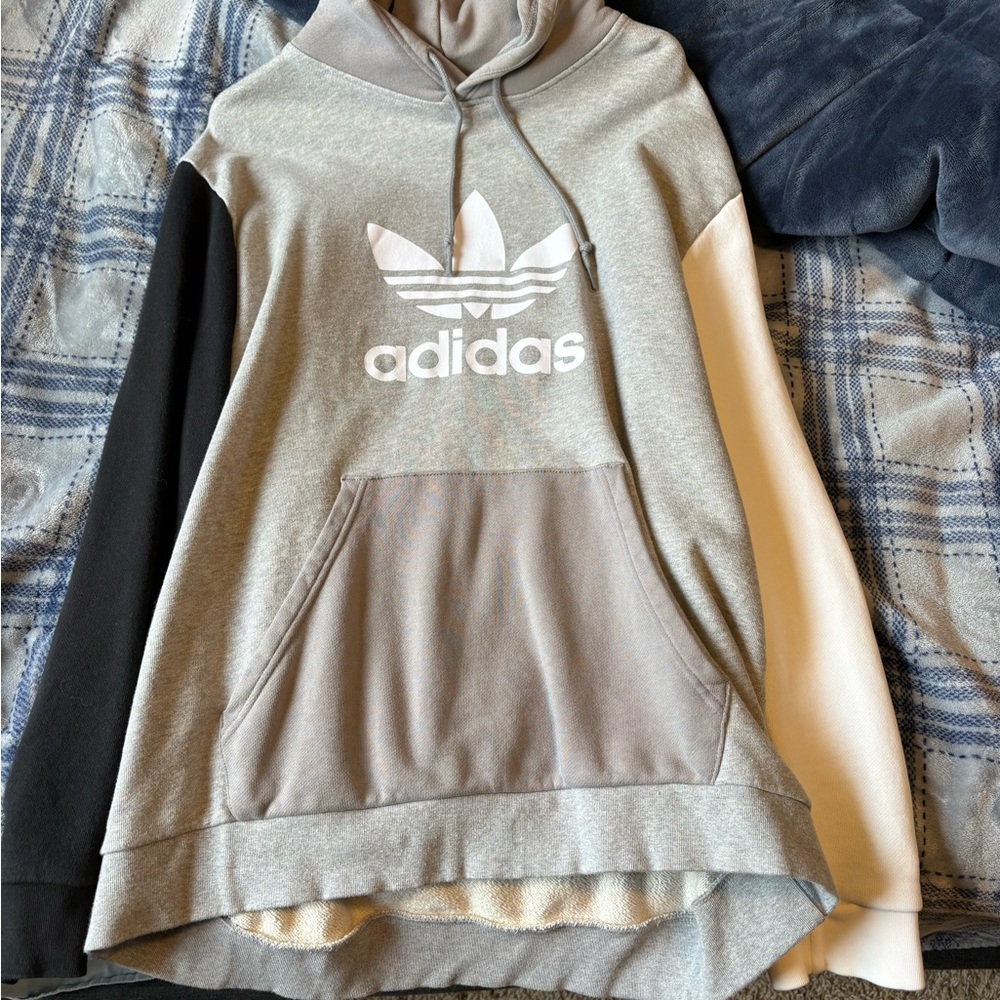 adidas Trefoil Hoodie in Light Gray & Cream